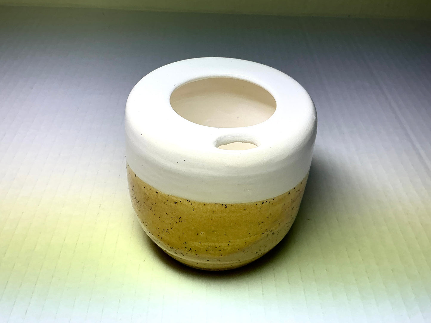 Speckled travel mug
